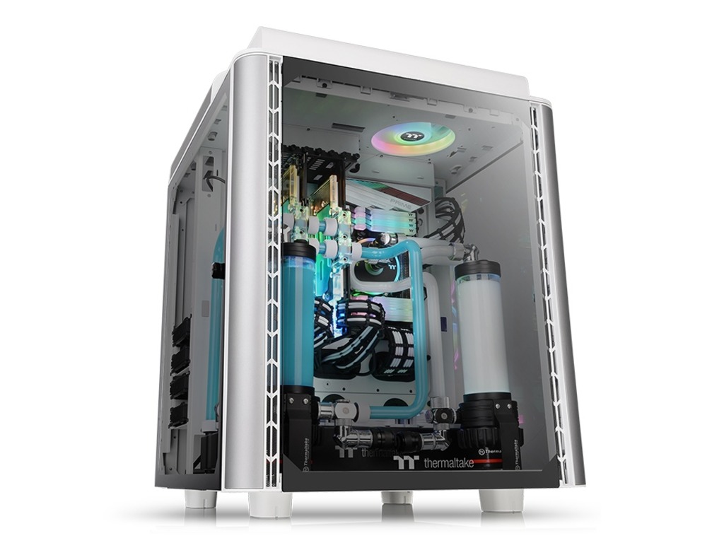 Thermaltake Level 20 HT Snow full-tower, tempered